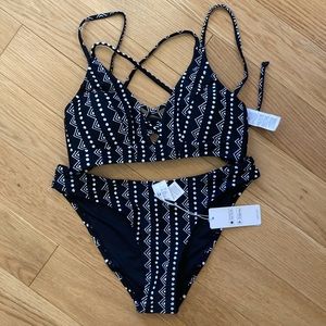NWT Cupshe brand black and white patterned cheeky bikini
